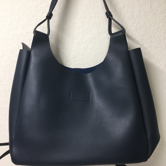 Neiman Marcus Large hobo bag blue vegan leather - Picture 4 of 16